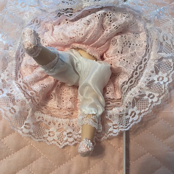 Pretty In Pink & Lace Vintage China Bisque Porcelain Doll - Picture 7 of 8